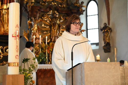 Bildunterschrift (Bildrechte sind zwingend anzugeben!)