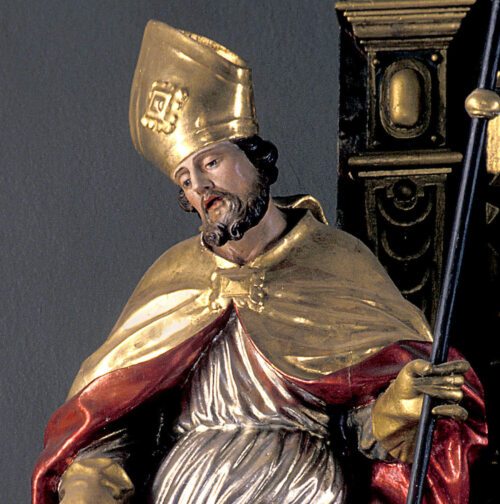 Der hl. Valentin (im Bild: Statue, Hochaltar, Kirche Hörzendorf) war Bischof von Terni und gilt als Patron der Liebenden. Foto: H. Ellersdorfer Der hl. Valentin (im Bild: Statue, Hochaltar, Kirche Hörzendorf) war Bischof von Terni und gilt als Patron der Liebenden. Foto: H. Ellersdorfer