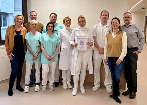 Am Bild von links nach rechts: Susanne Prentner-Vitek, Jürgen Ster, Melanie Andrä, Marina Kraschl, Phillip Jutz, Ognjenka Panic Popovic, Ina Falkner, Christian Urak, Eveline Oberleitner, Michael Mellitzer<br />
Foto: Diakonie Waiern