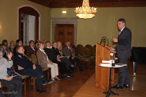 Märchen erzählen von Ewigkeit – Bilder und Tondokumente zum Vortrag von Dr. Karl Richard Essmann in Spittal/Drau. Die 4 restlichen Teile des Vortrages finden Sie am Ende des Berichtes.