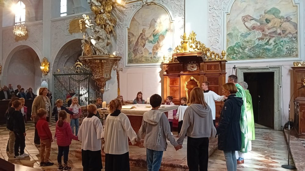 Monatlich werden im Dom Kindermessen gefeiert. |  © Foto: Laura Brenner