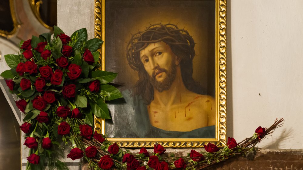 Dornengekr&ouml;ntes Haupt in der Stadtpfarrkirche St. Markus in Wolfsberg. |  &copy; Foto: Mag. Bernhard Wagner.