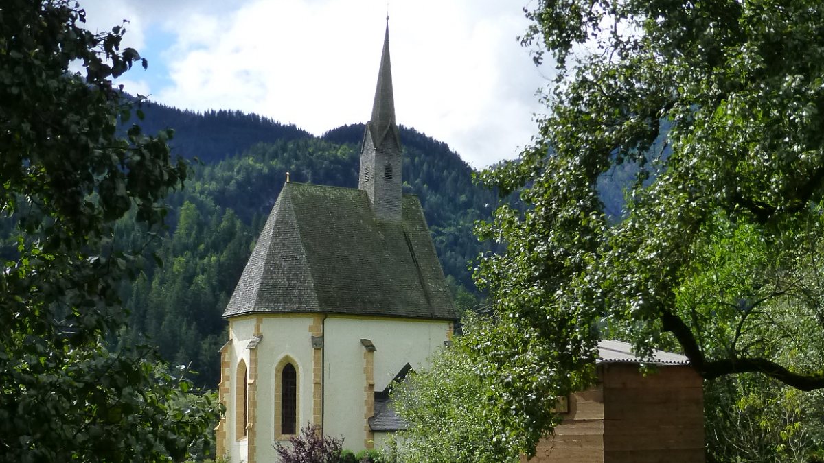 Die Filialkirche zum heiligen Athanasius im Berg im Drautal. (© Foto: Jacquesverlaeken [CC BY-SA 3.0 (https://creativecommons.org/licenses/by-sa/3.0)])
