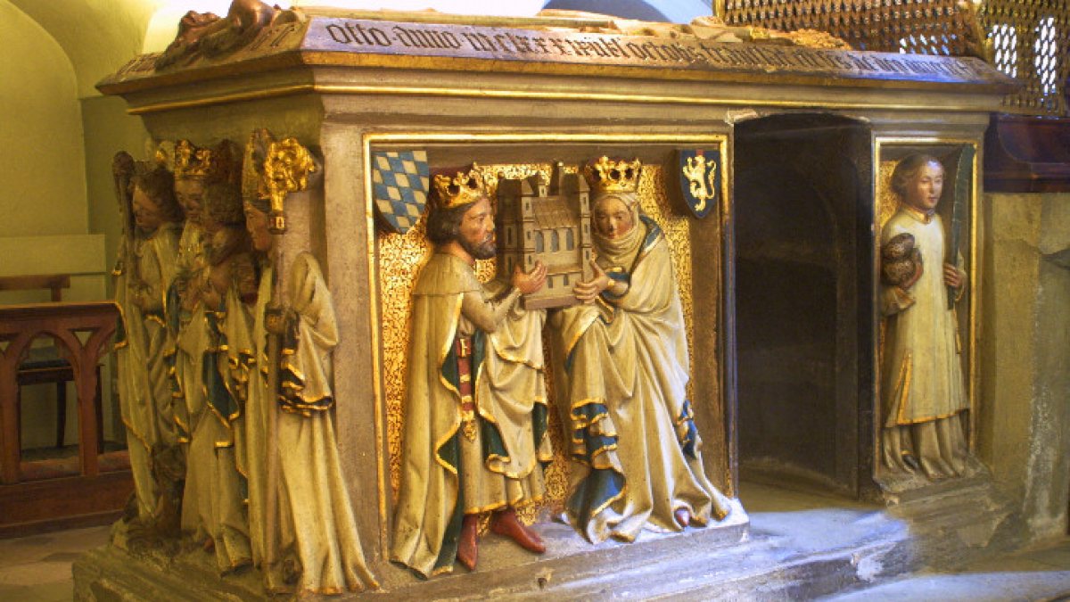 Grab des Heiligen Otto in der Klosterkirche St. Michael in Bamberg (Dagny CC-BY-SA-3.0 (http://creativecommons.org/licenses/by-sa/3.0/)], via Wikimedia Commons)