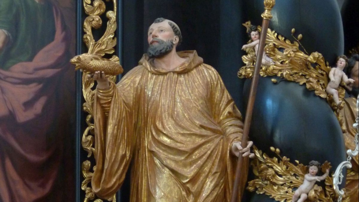 Kath. Pfarrkirche Mariä Himmelfahrt in Garsten - Statue hl. Berthold rechts am Hochaltar (von BSonne, CC BY-SA 3.0  (https://creativecommons.org/licenses/by-sa/3.0)], vom Wikimedia Commons)