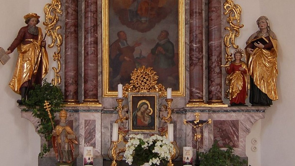 St. Silvester-Kapelle in Nu&szlig;dorf-Debant in Osttirol (I, Michael Kranewitter [CC BY 2.5 (https://creativecommons.org/licenses/by/2.5)])